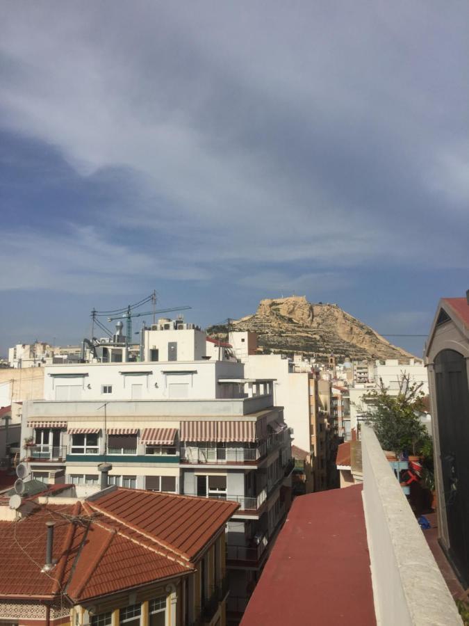 Atico Centrico Junto A La Playa Appartement Alicante Buitenkant foto